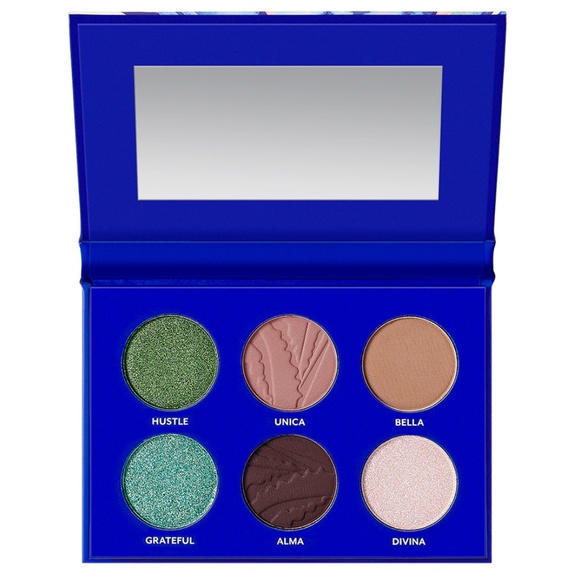 TRESLÚCE BEAUTY · I AM ALMA PALETTE + 5D LASH SET - Picture 2 of 7